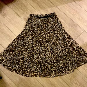 Chico’s midi/maxi flare paneled skirt in animal print 0.5/US6